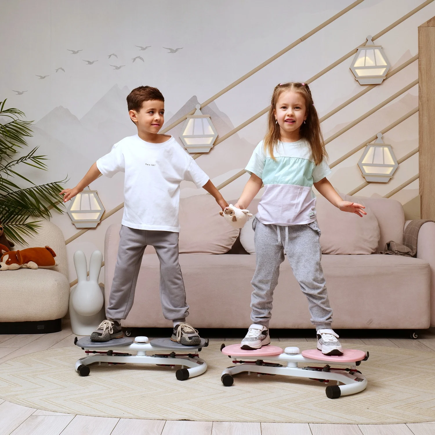 Реальное фото Фитнес платформа/горнолыжный тренажёр DFC "Twister Bow" с эспандерами TW-S108GR от магазина Спортев