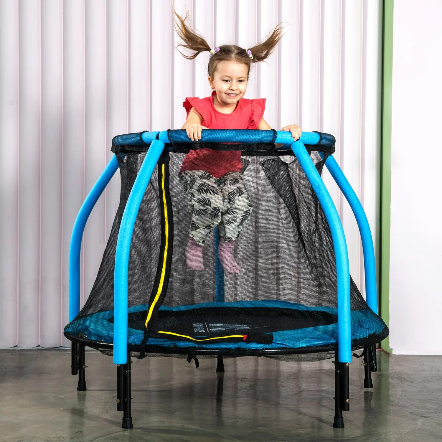 Реальное фото Батут DFC JUMP KIDS 48" синий, сетка (120см) 48INCH-JD-B от магазина Спортев