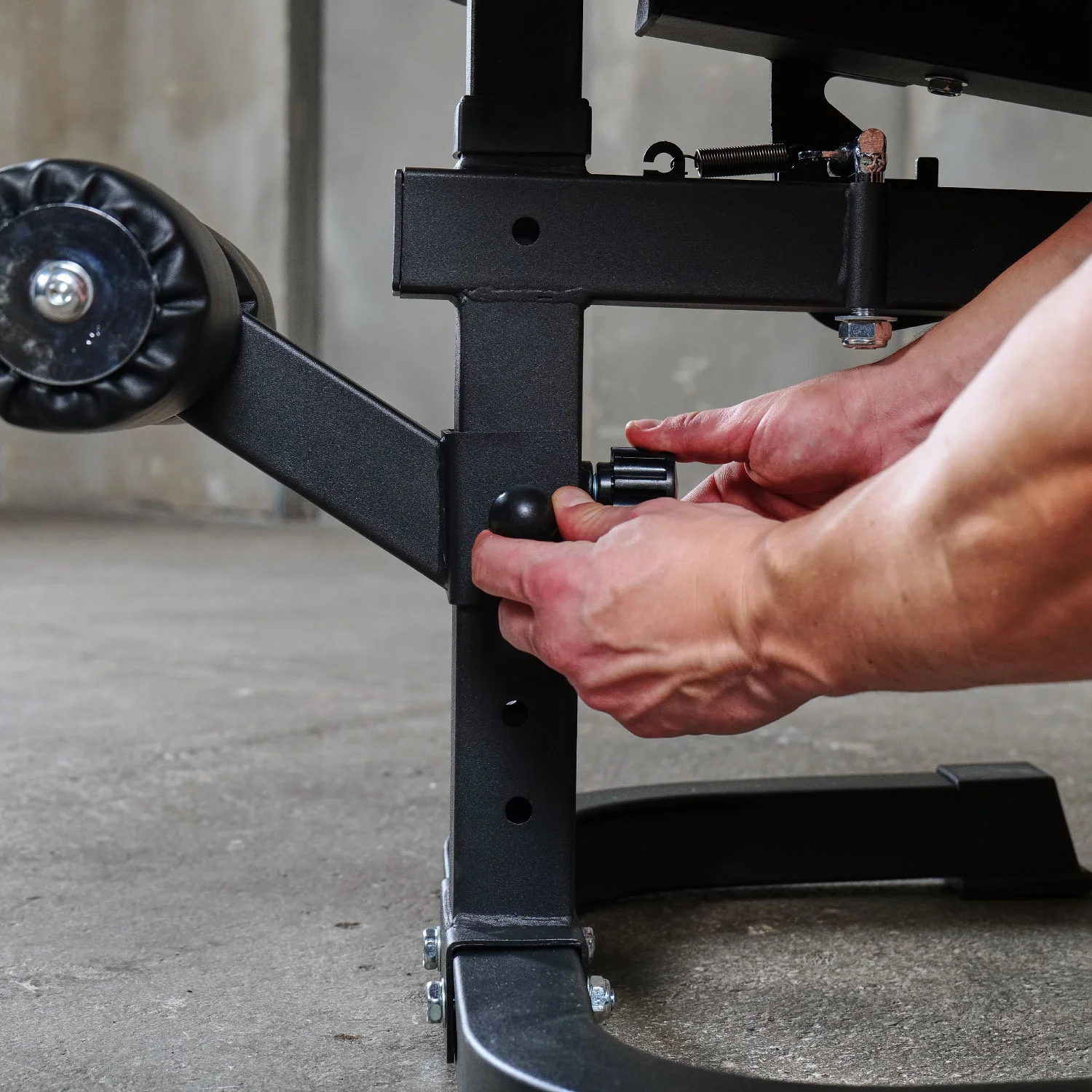 Реальное фото Скамья силовая DFC SUB018 от магазина Спортев