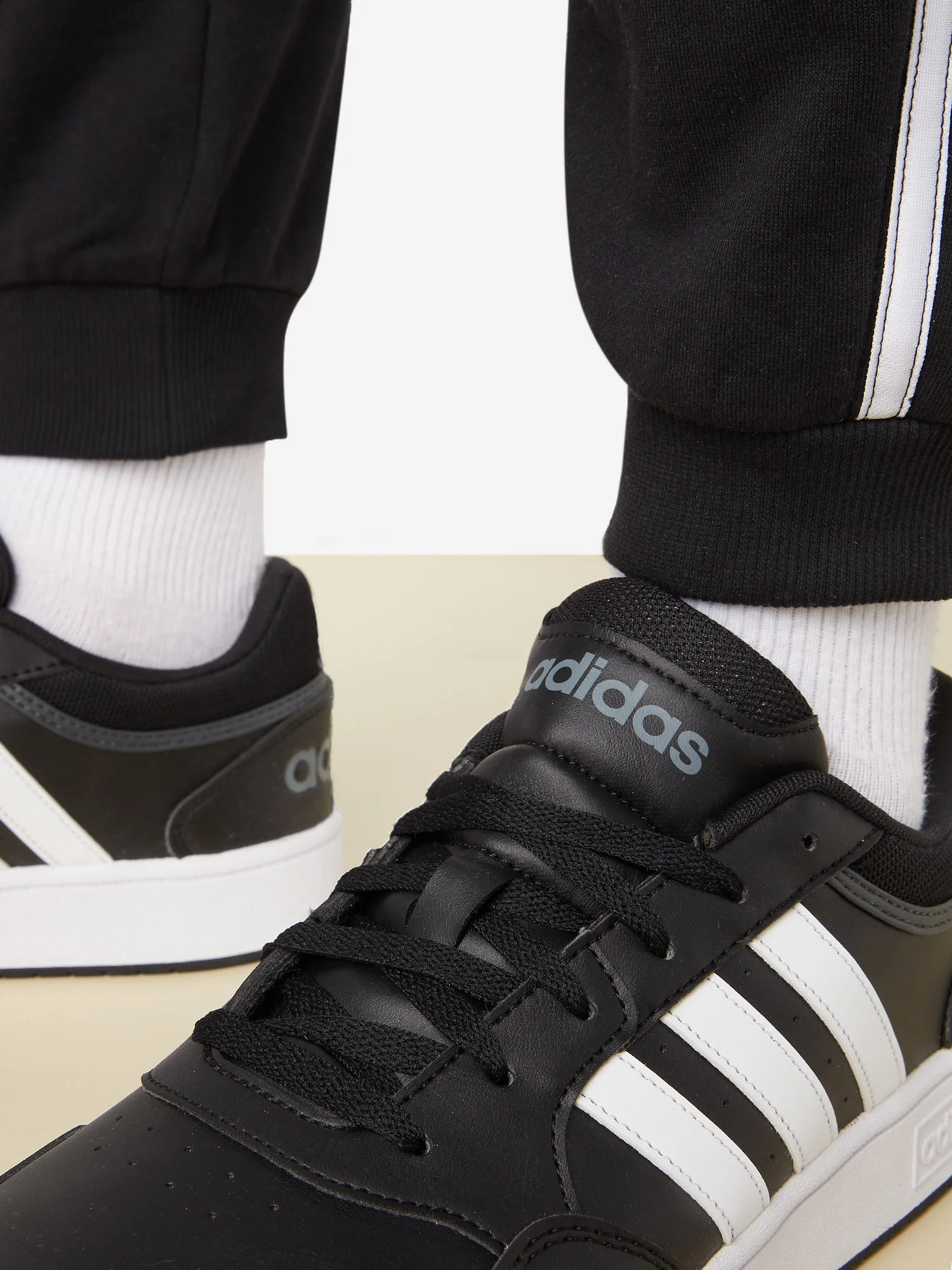 Кроссовки Adidas Hoops 3.0 GZ1347 Реальное фото Кроссовки Adidas Hoops 3.0 GZ1347 от магазина Спортев