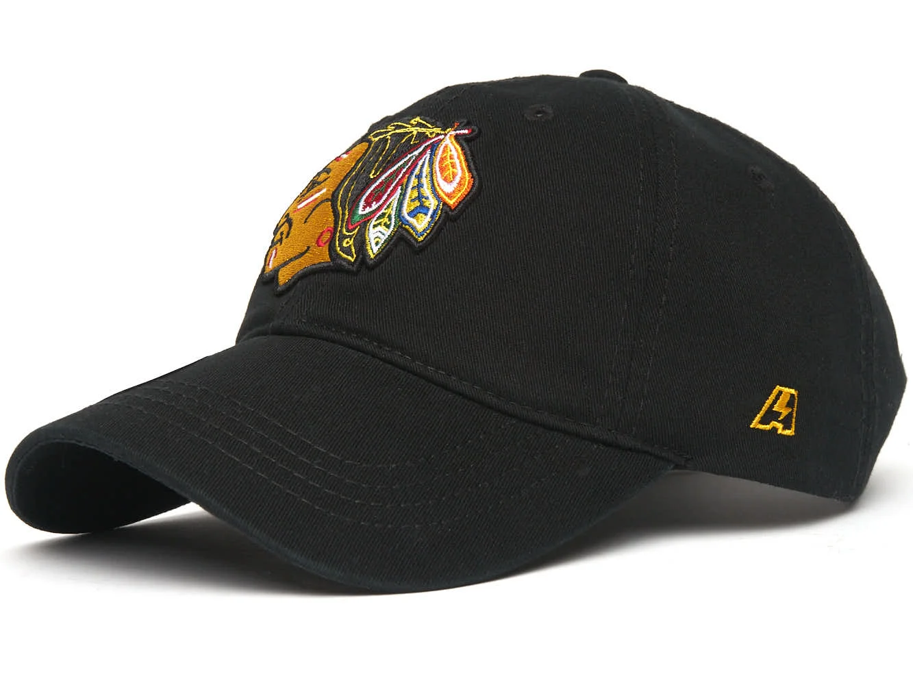 Реальное фото Бейсболка Chicago Blackhawks черная р.55-58 31686 от магазина Спортев