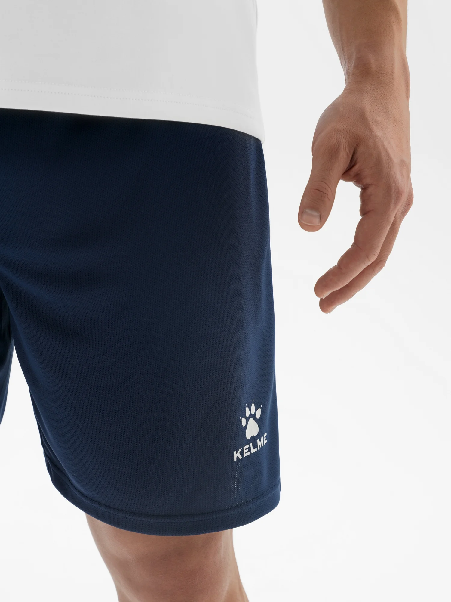 Реальное фото Шорты Kelme Badalona взрослые 7351ZB1255.416 от магазина Спортев