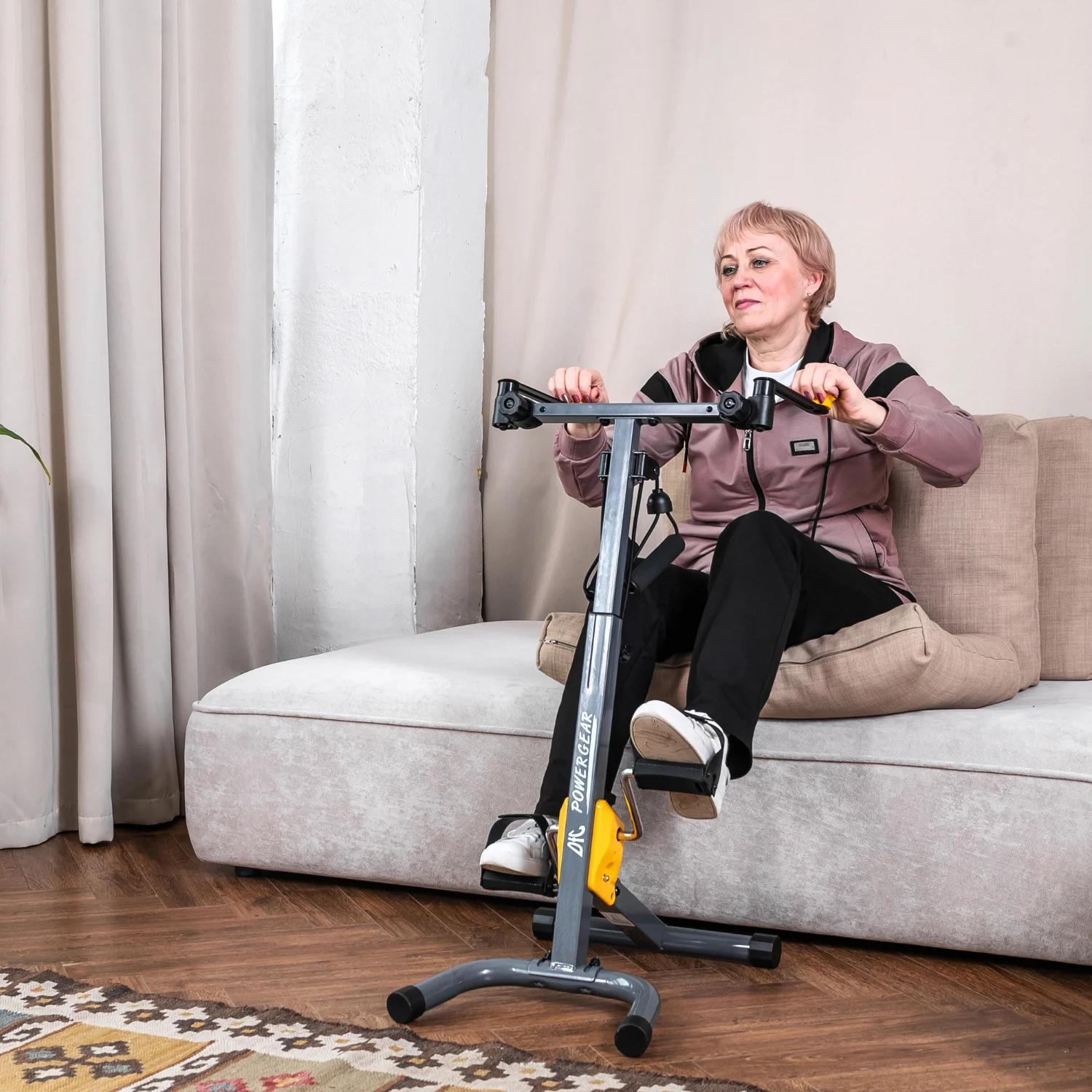 Реальное фото Велотренажер двойной DFC B810Y dual bike от магазина Спортев