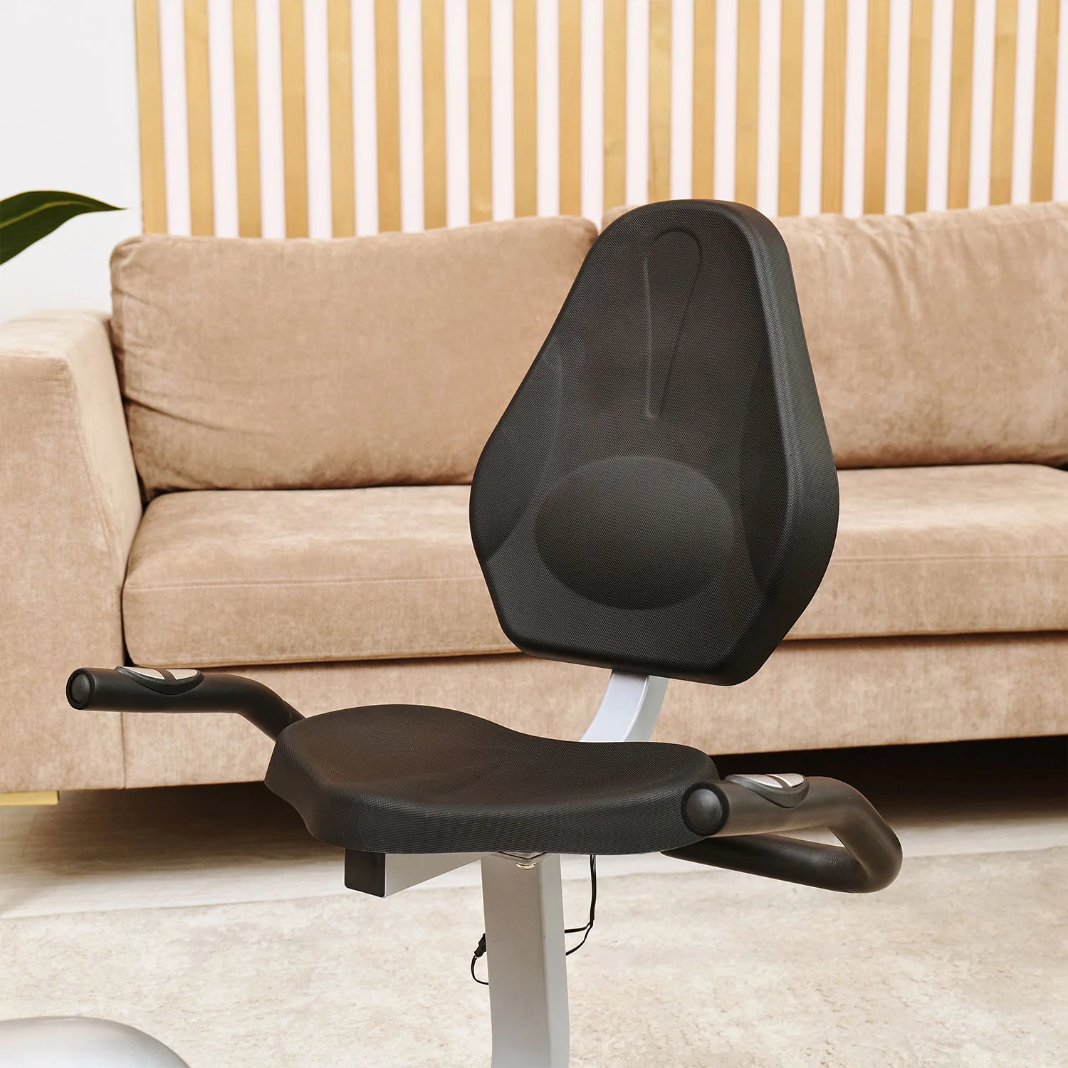 Реальное фото Велотренажер DFC B3.2R горизон. магн. от магазина Спортев