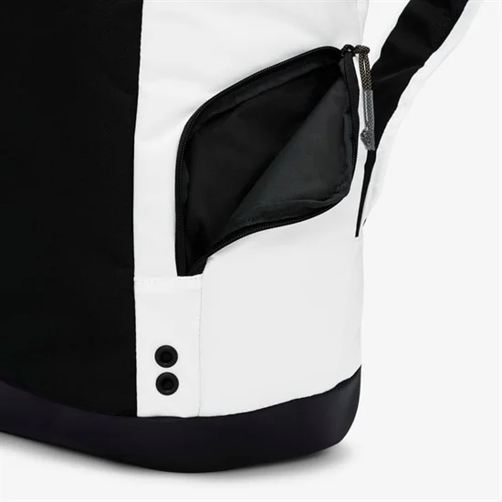 Реальное фото Рюкзак Nike Hoops Elite Pro черный/золотой от магазина Спортев