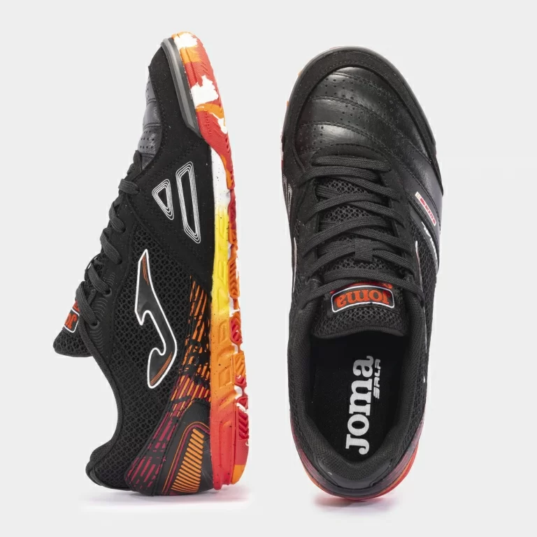 Бутсы Joma Mundial Indoor чер/оранж MUNW2401IN Реальное фото Бутсы Joma Mundial Indoor чер/оранж MUNW2401IN от магазина Спортев