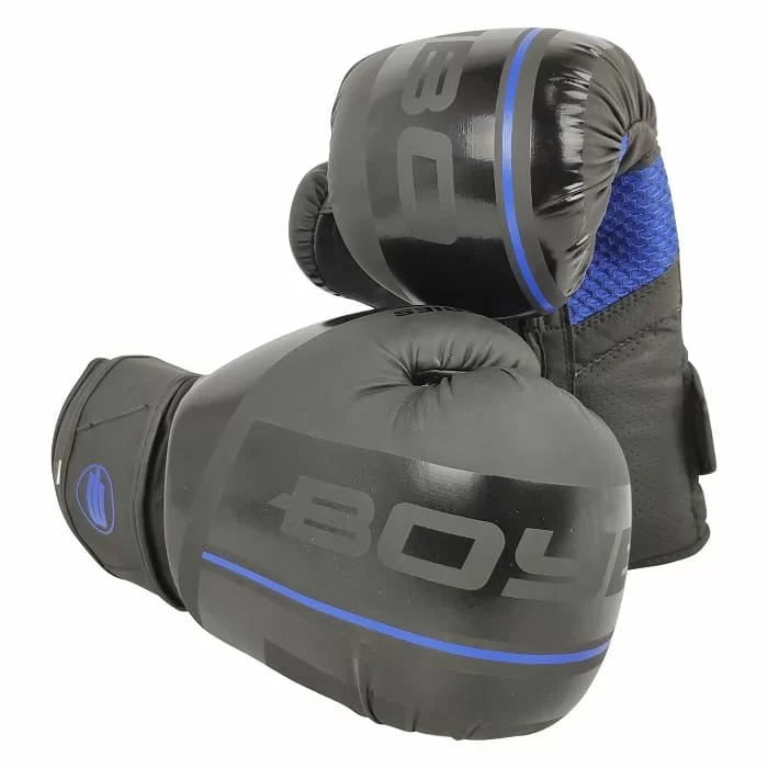 Реальное фото Перчатки боксерские BoyBo B-Series флекс синие BBG400 от магазина СпортЕВ