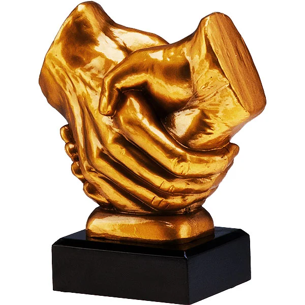 Реальное фото Фигура RFST2089/G рукопожатие (Н-17 см) от магазина Спортев