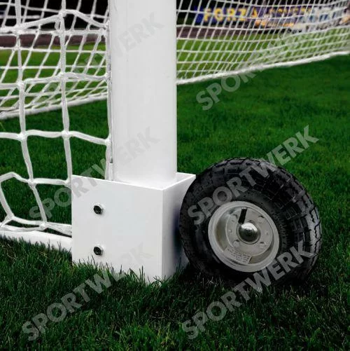 Реальное фото Колеса транспортировочные SPORTWERK для ворот мини-футбола/гандбола 5х2 м профиль 80х80 мм от магазина СпортЕВ