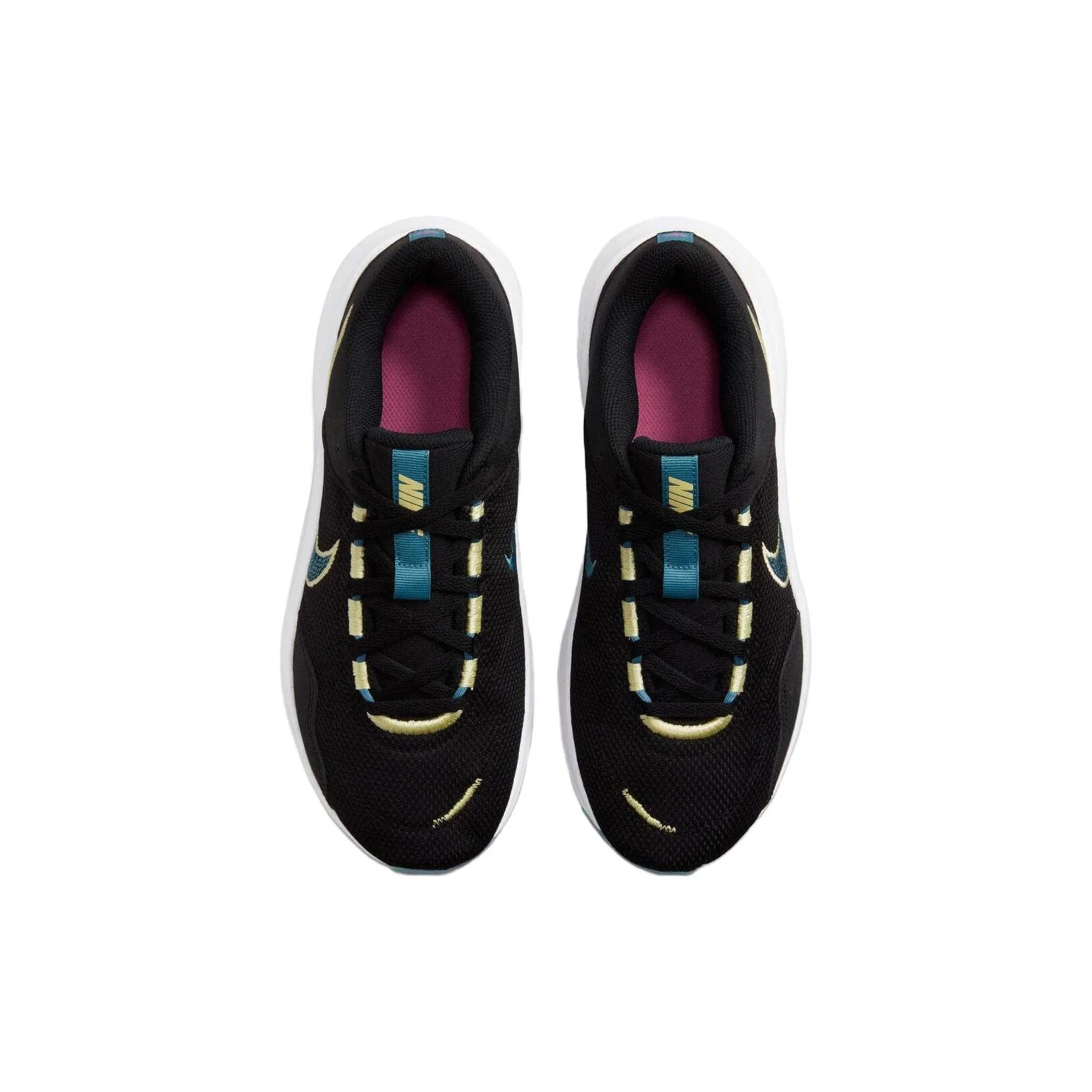 Кроссовки Nike Legend Essential 3 черный DM1119 006 Реальное фото Кроссовки Nike Legend Essential 3 черный DM1119 006 от магазина Спортев
