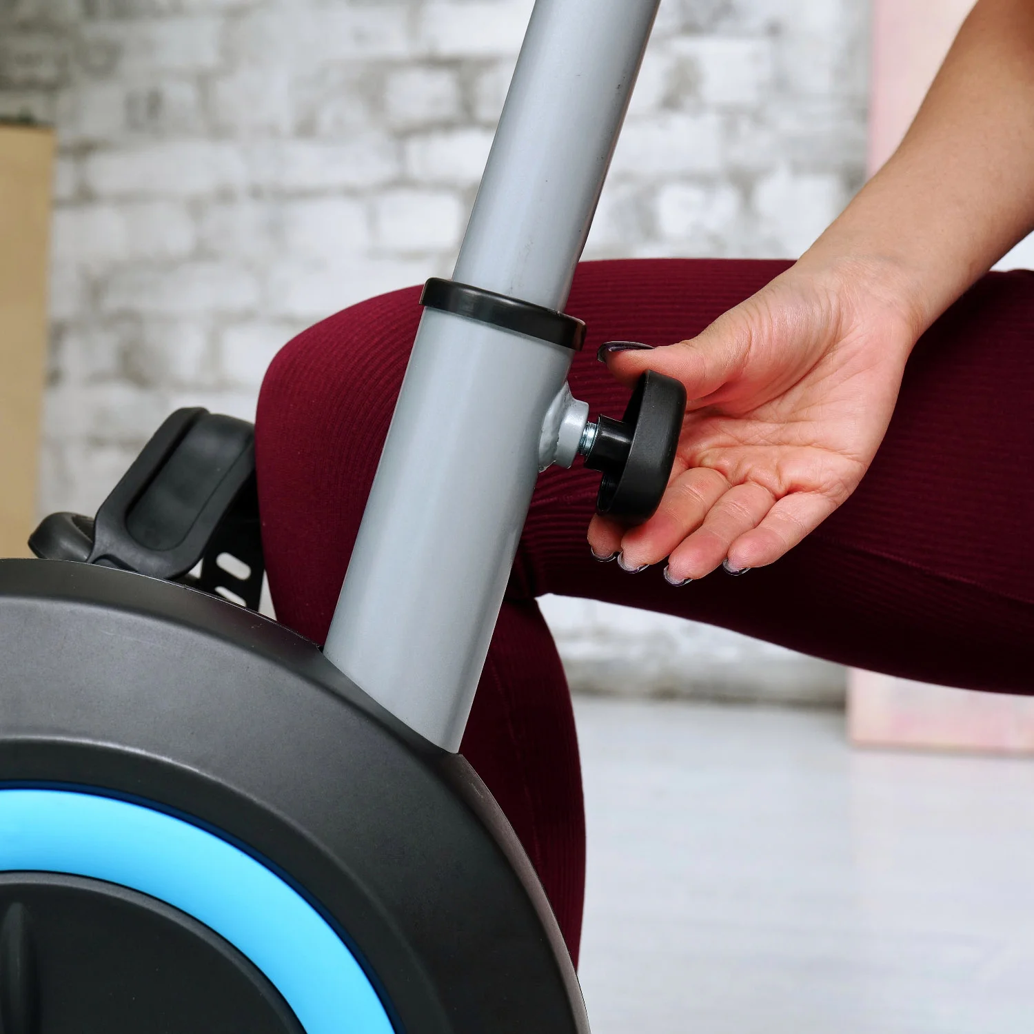 Реальное фото Велотренажер DFC GBYQ-2300A от магазина Спортев