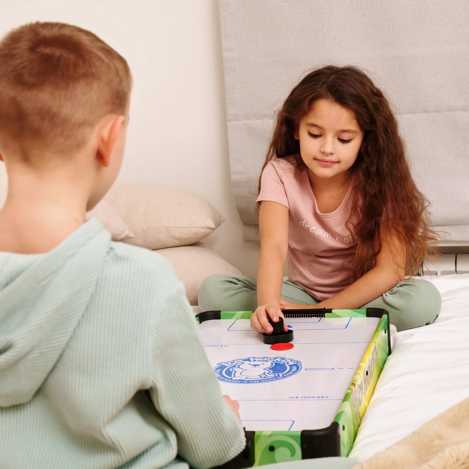 Реальное фото Игровой стол - аэрохоккей DFC SB-AT-3003 от магазина Спортев