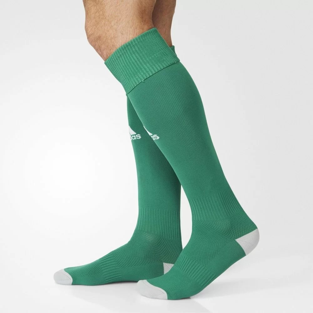 Реальное фото Гетры футбольные Adidas Milano 16 Sock зеленый/белый AJ5908 от магазина СпортЕВ