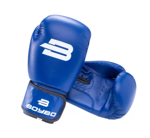 Реальное фото Перчатки боксерские BoyBo Basic синие BBG100 от магазина СпортЕВ
