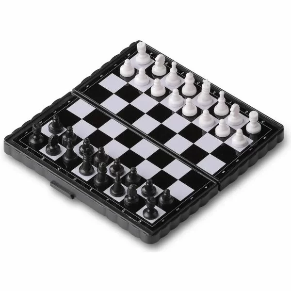 Реальное фото Набор игр (3в1) 13*13см  (шашки, шахматы, нарды) магнит. 8831 от магазина СпортЕВ