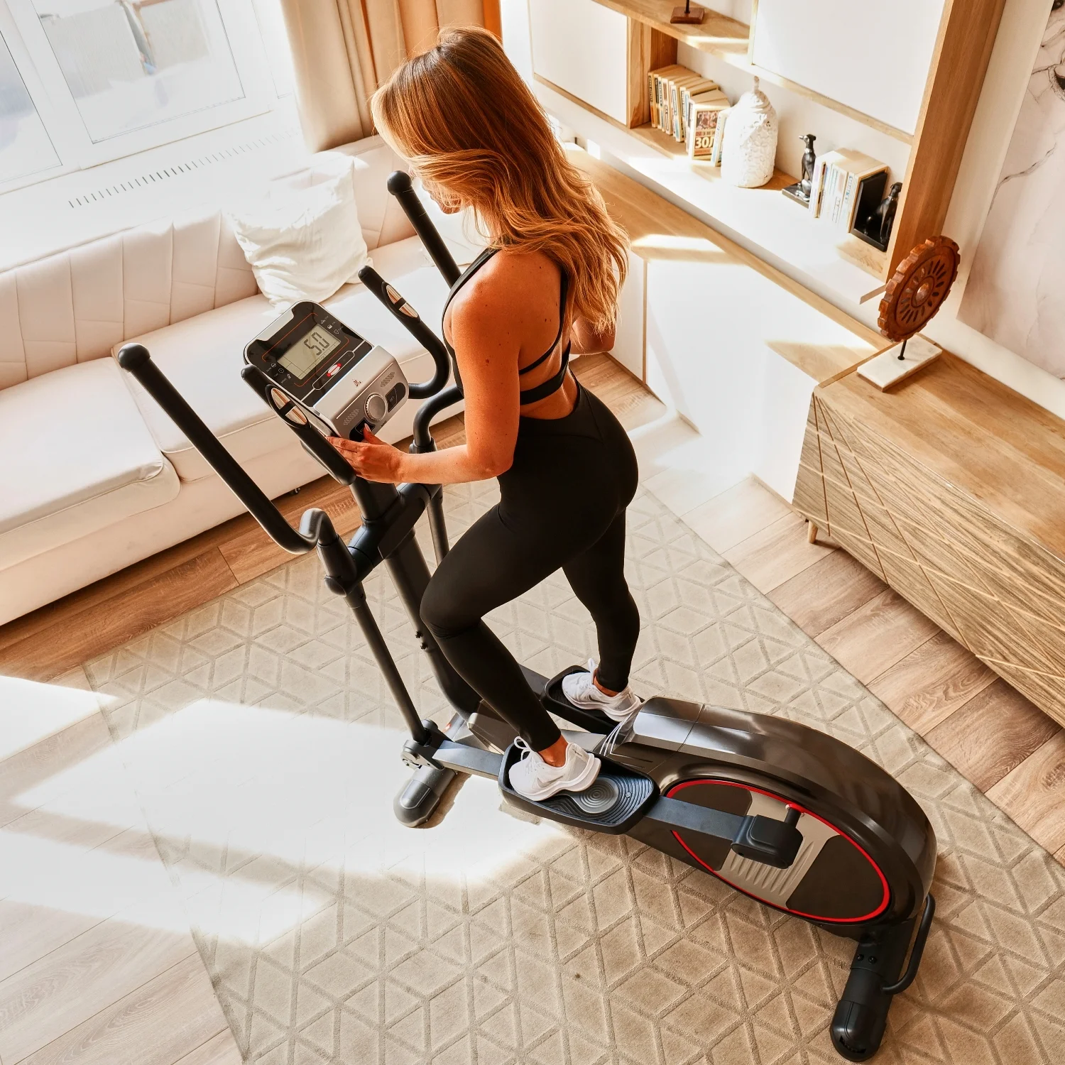 Реальное фото Эллиптический тренажер DFC E97501 магн. от магазина Спортев