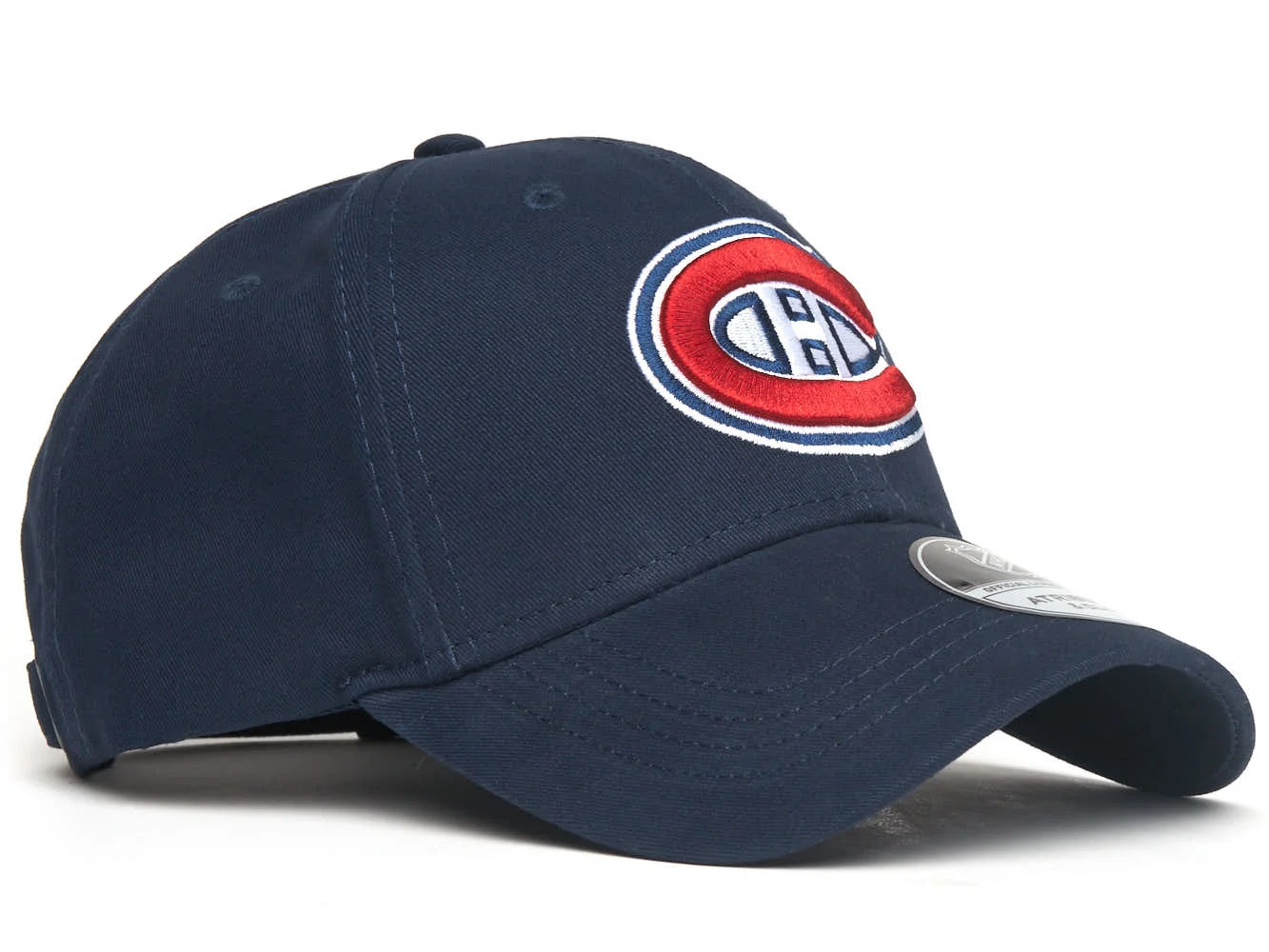 Реальное фото Бейсболка Montrеal Canadiens синяя р.55-58 29093 от магазина Спортев