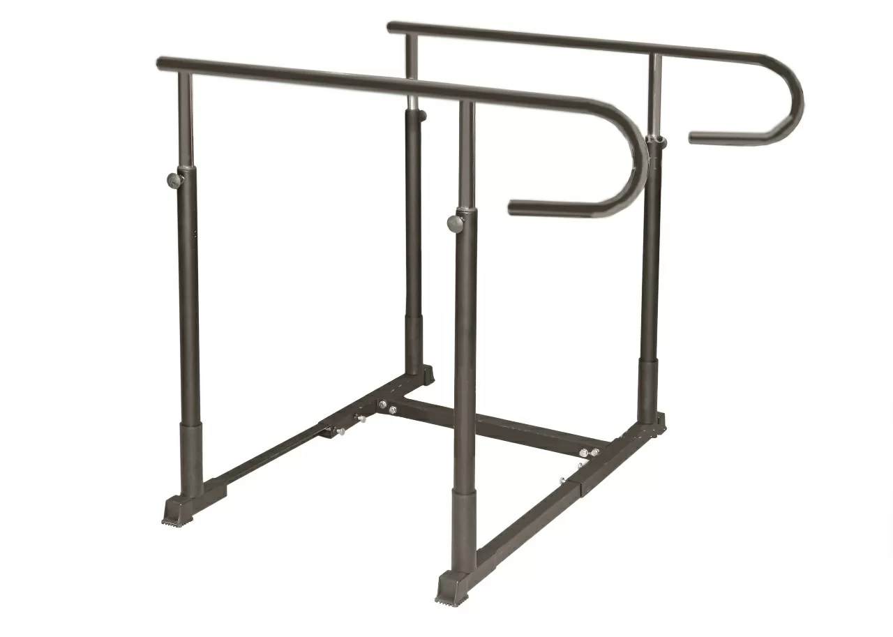 Беговая дорожка AMF 8212 + поручни D1 Реальное фото Беговая дорожка AMF 8212 + поручни D1 от магазина Спортев