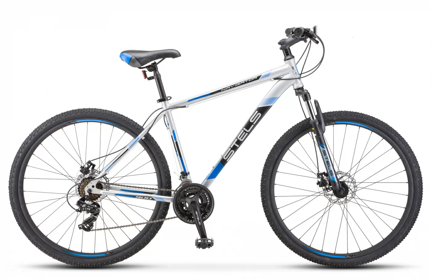 Реальное фото Велосипед Stels Navigator-900 MD 29" (2021) серебристый/синий F010 от магазина СпортЕВ