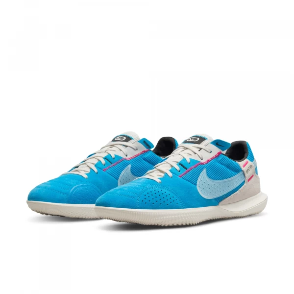 Реальное фото Бутсы Nike Street Gato IC голубой/белый DC8466-406 от магазина Спортев