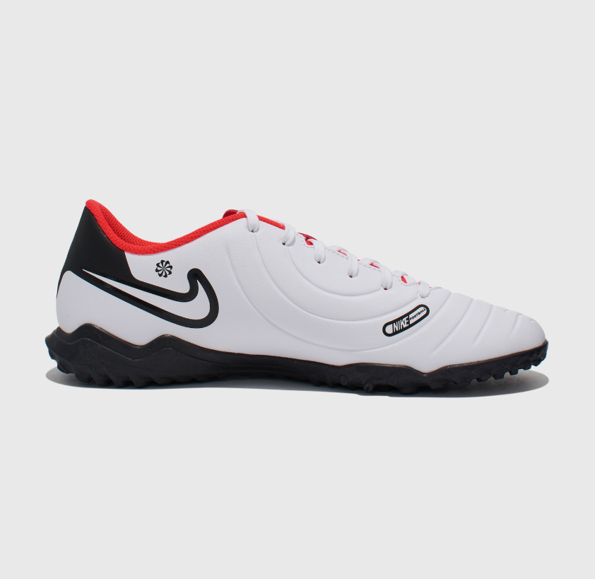 Бутсы Nike Legend 10 Club TF DV4345-100 Реальное фото Бутсы Nike Legend 10 Club TF DV4345-100 от магазина Спортев