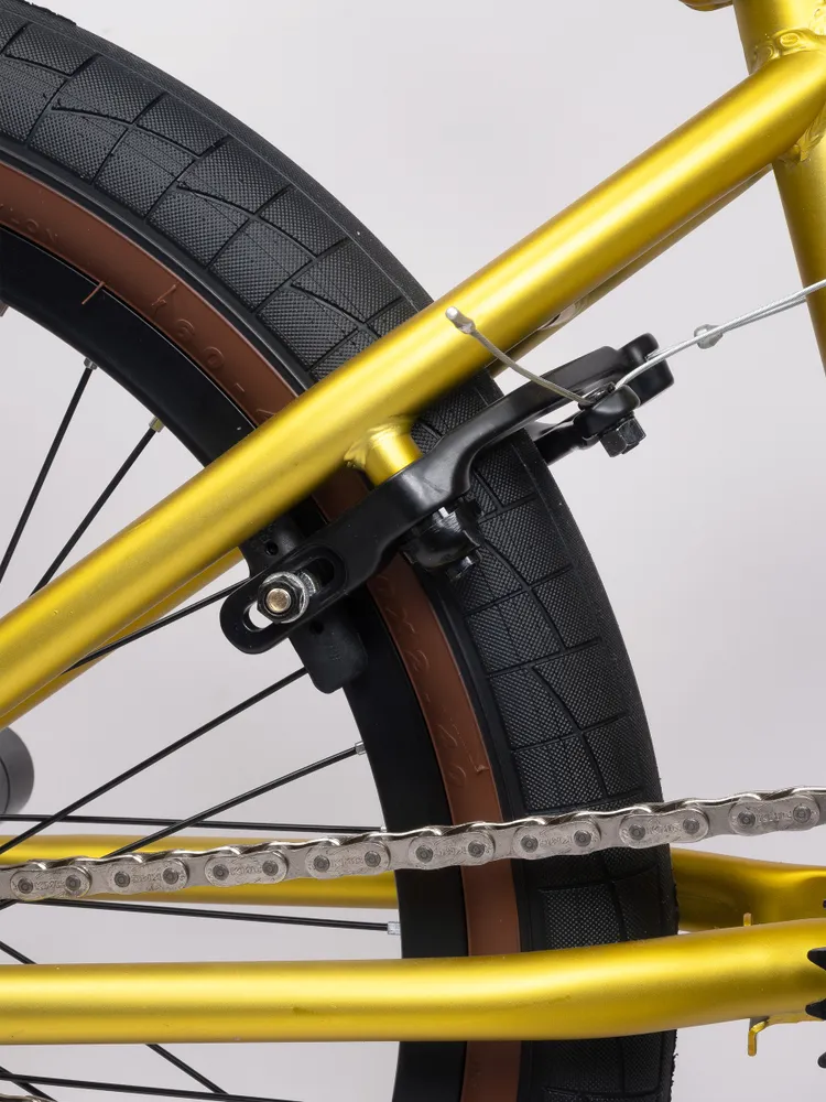 Велосипед GAVER Callant BMX 20" Реальное фото Велосипед GAVER Callant BMX 20" от магазина Спортев