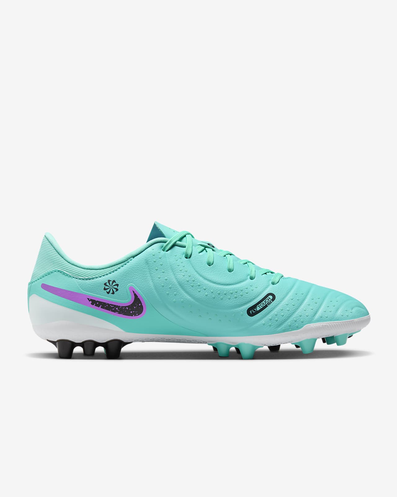 Бутсы Nike Legend 10 Academy AG DV4340-300 Реальное фото Бутсы Nike Legend 10 Academy AG DV4340-300 от магазина Спортев