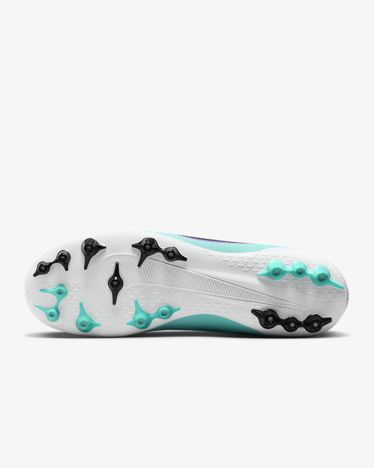 Бутсы Nike Legend 10 Academy AG DV4340-300 Реальное фото Бутсы Nike Legend 10 Academy AG DV4340-300 от магазина Спортев