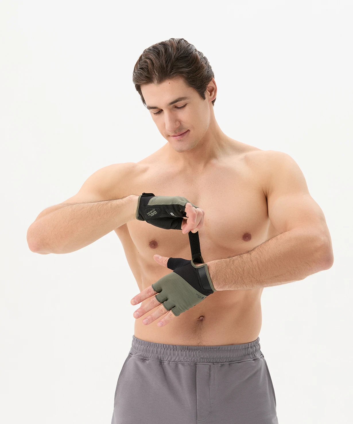 Реальное фото Перчатки StarFit WG-204 черный-хаки 4449 от магазина Спортев